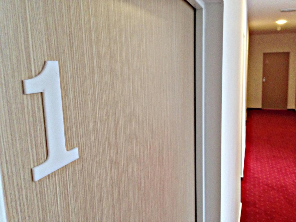 Red Carpet Rooms Zagrzeb Zewnętrze zdjęcie