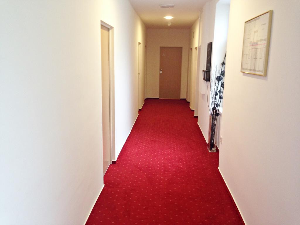 Red Carpet Rooms Zagrzeb Zewnętrze zdjęcie